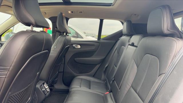 Volvo Xc40 image 3