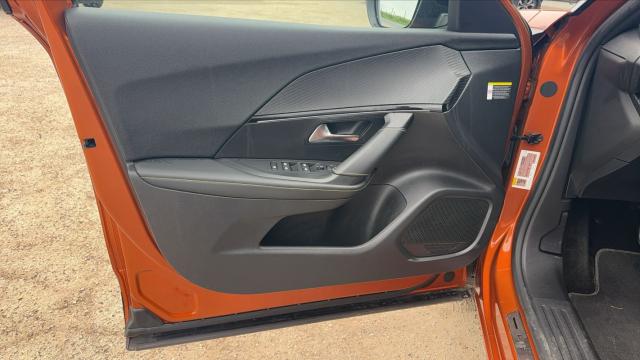 Peugeot 2008 image 5