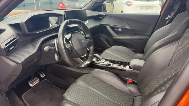Peugeot 2008 image 3