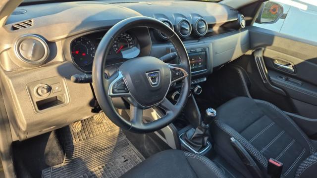 Dacia Duster image 2