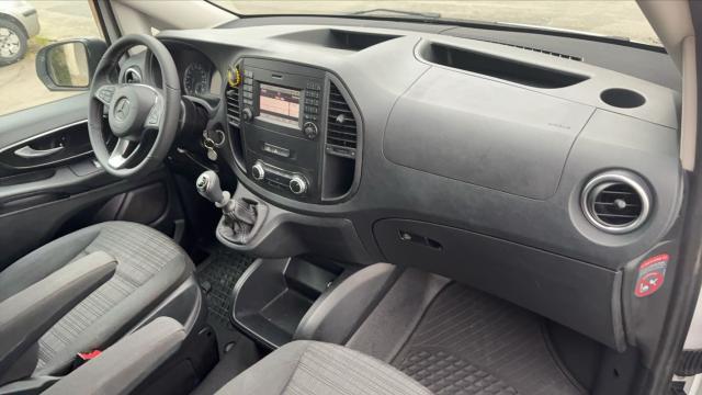 Mercedes Benz Vito Mixto image 7