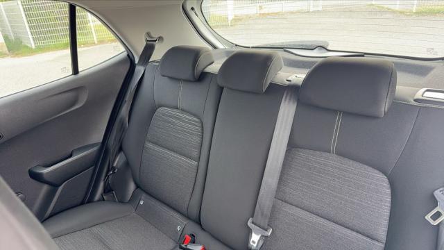 Kia Picanto image 5