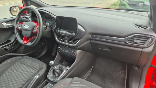 Ford Fiesta image 3
