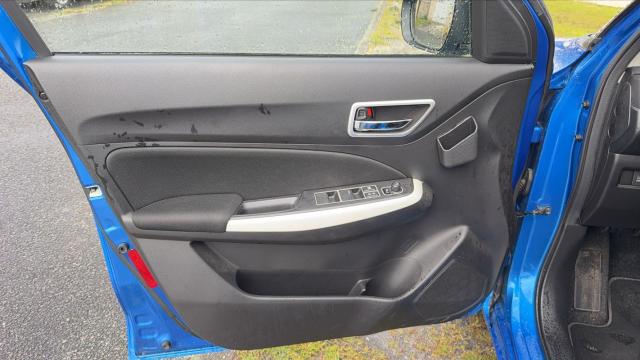 Suzuki Swift image 7