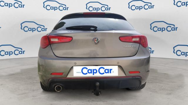 Alfa Romeo Giulietta image 8