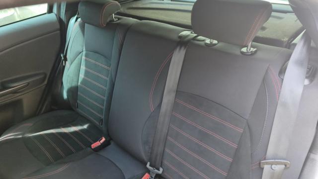 Alfa Romeo Giulietta image 5