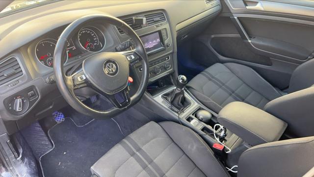 Volkswagen Golf image 3