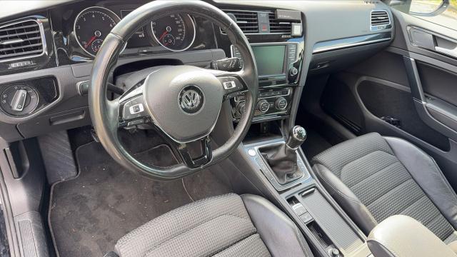 Volkswagen Golf image 5