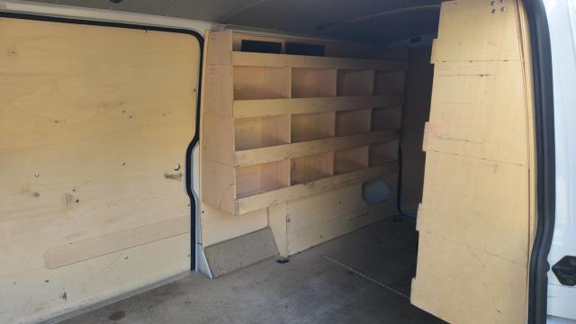 Ford Transit Custom image 2