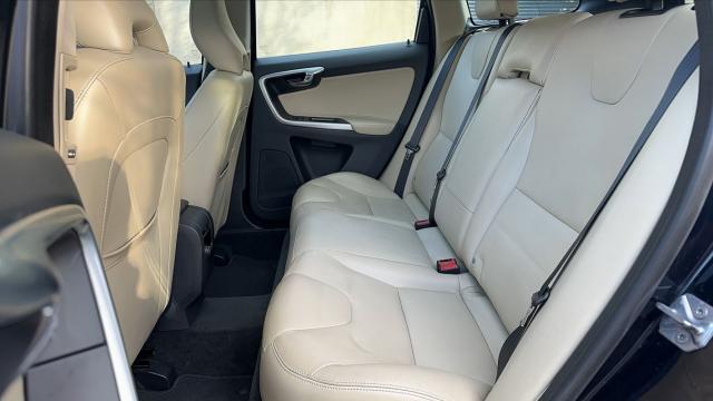 Volvo Xc60 image 7