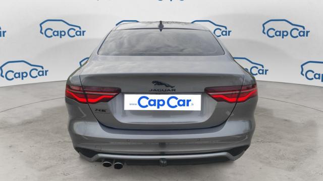 Jaguar Xe image 6