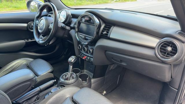 Mini Mini image 3