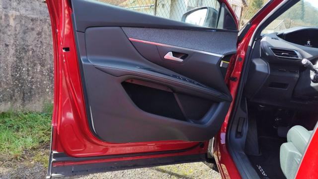 Peugeot 3008 image 6