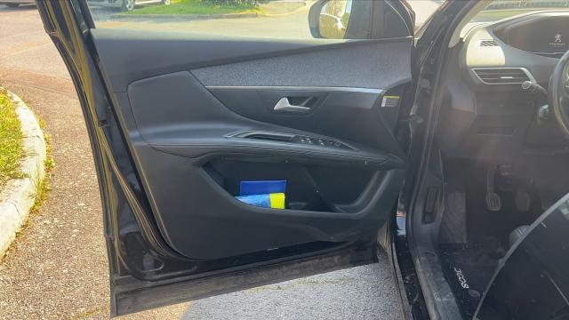 Peugeot 3008 image 7