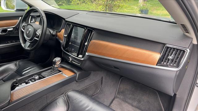 Volvo V90 image 8