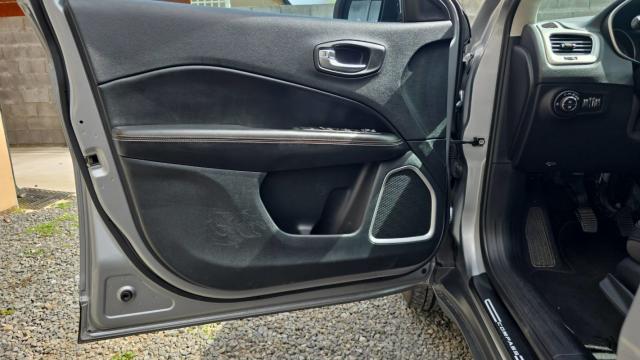 Jeep Compass image 4