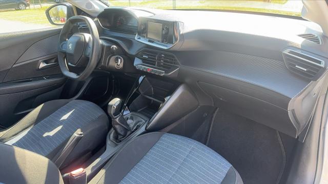Peugeot 208 image 4