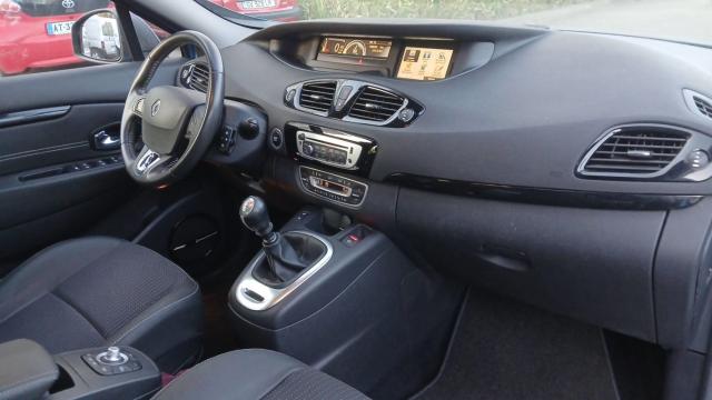 Renault Scénic image 2