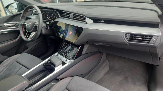 Audi E-Tron image 6