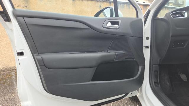 Citroen C4 image 5
