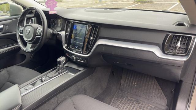Volvo V60 image 9