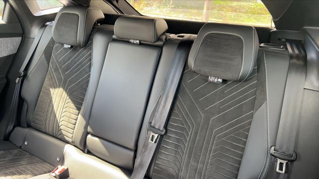 Peugeot 3008 image 1