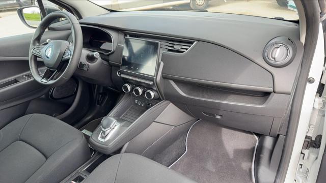 Renault Zoe image 8