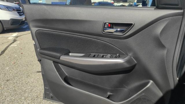 Suzuki Swift image 3