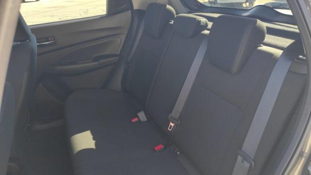 Suzuki Swift image 7