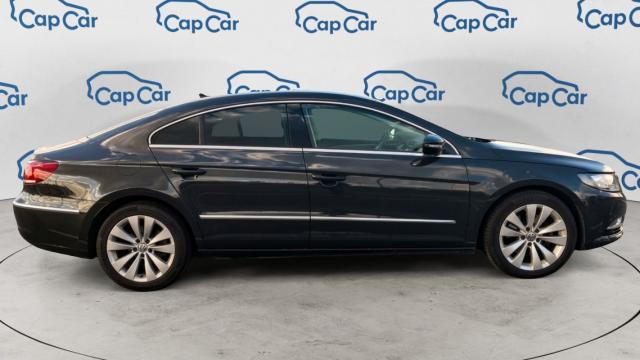 Volkswagen Passat Cc image 1