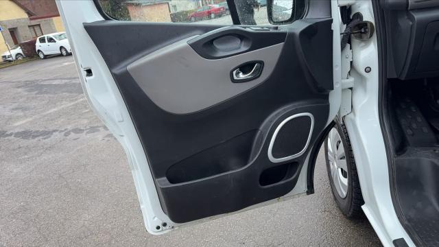 Renault Trafic image 6
