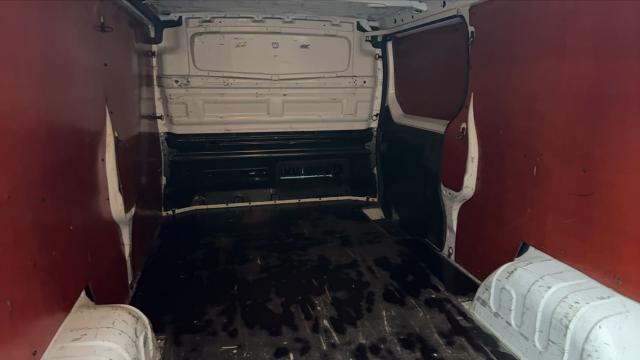 Renault Trafic image 2