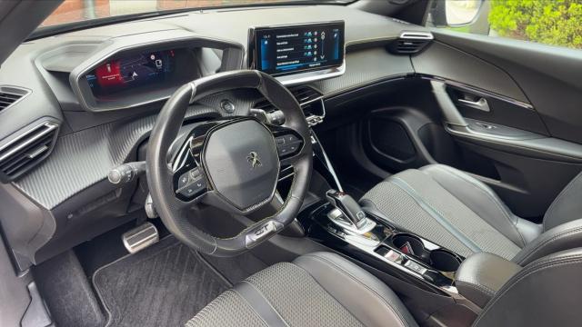 Peugeot 2008 image 4