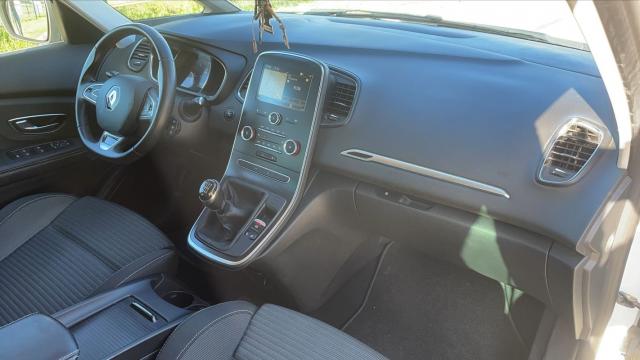 Renault Scénic image 8