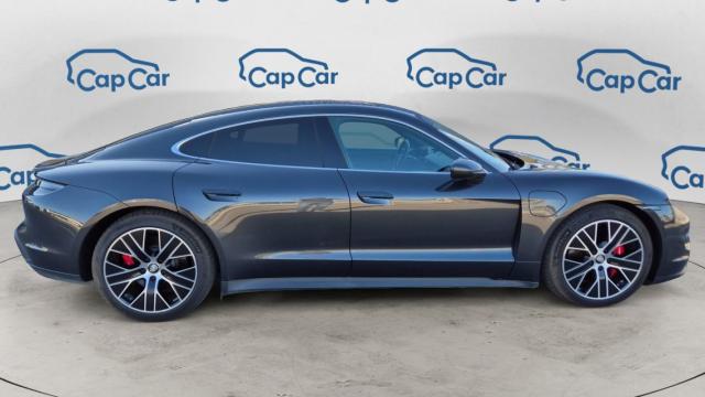 Porsche Taycan image 5