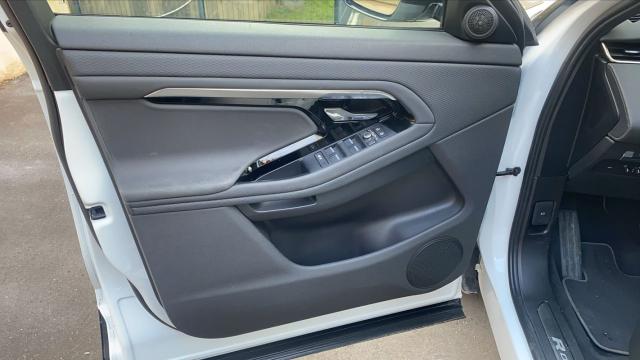 Land Rover Range Rover Evoque image 2