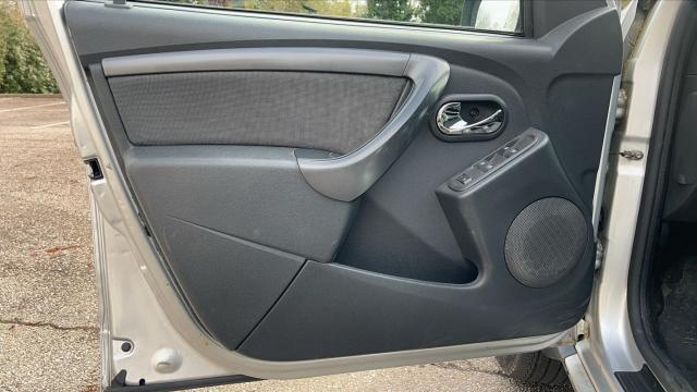 Dacia Duster image 6