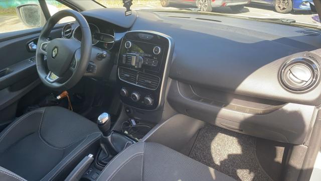 Renault Clio image 9