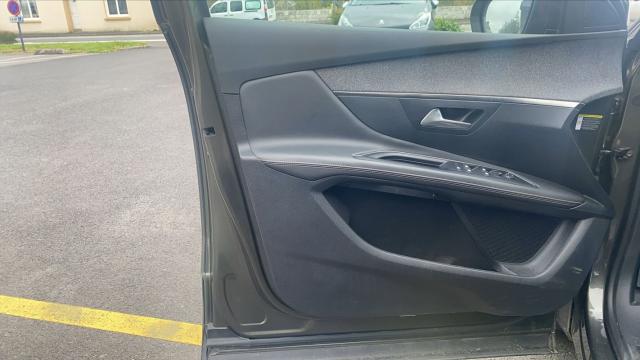 Peugeot 3008 image 7