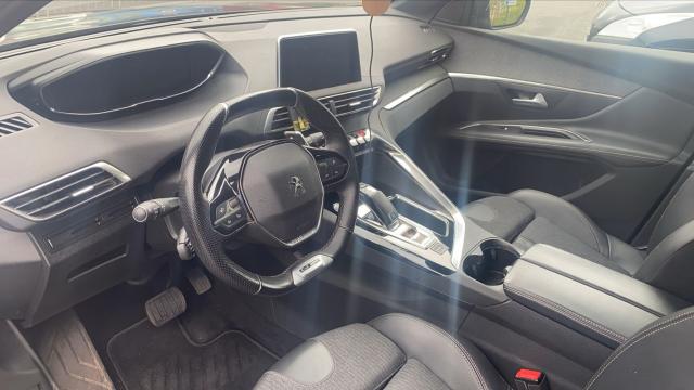Peugeot 3008 image 1
