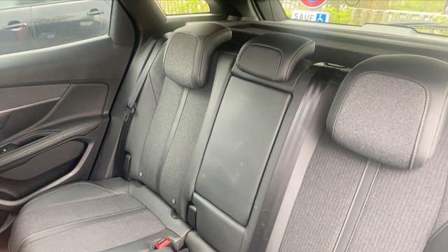 Peugeot 3008 image 8