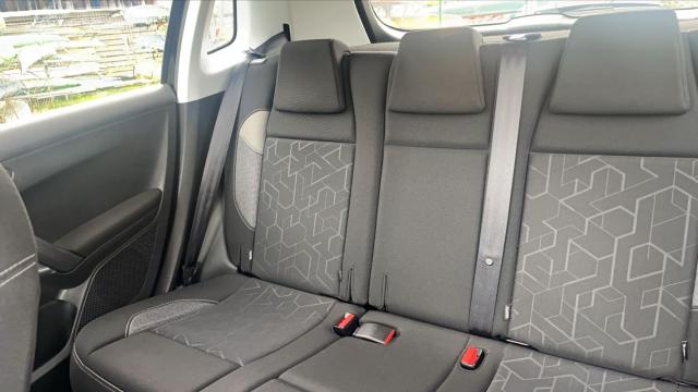 Peugeot 2008 image 6