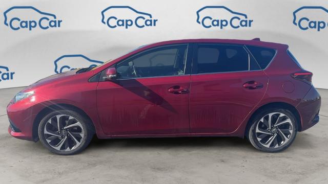 Toyota Auris image 9