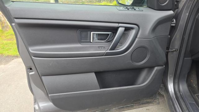 Land Rover Discovery Sport image 6