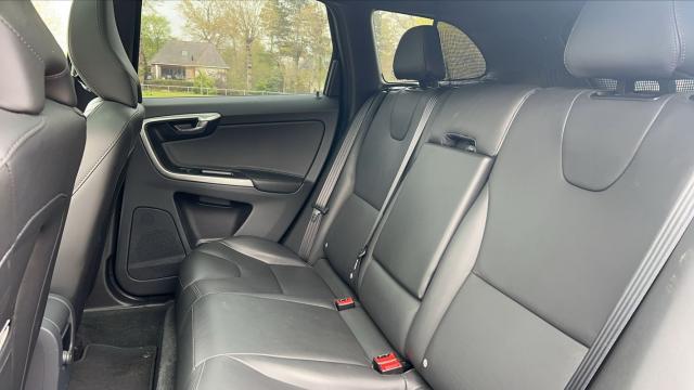 Volvo Xc60 image 8
