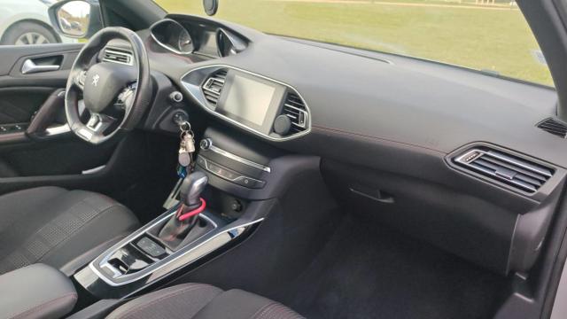Peugeot 308 image 7