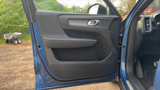 Volvo Xc40 image 6