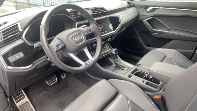 Audi Q3 image 1