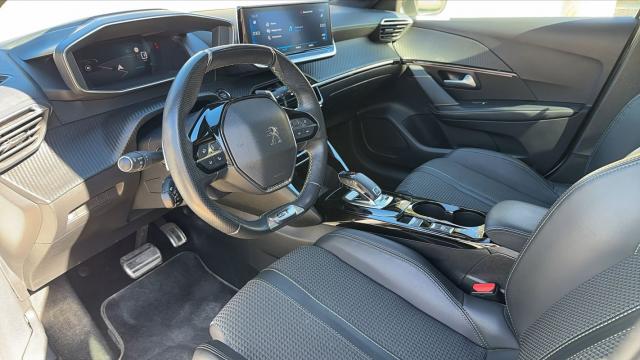 Peugeot 208 image 2