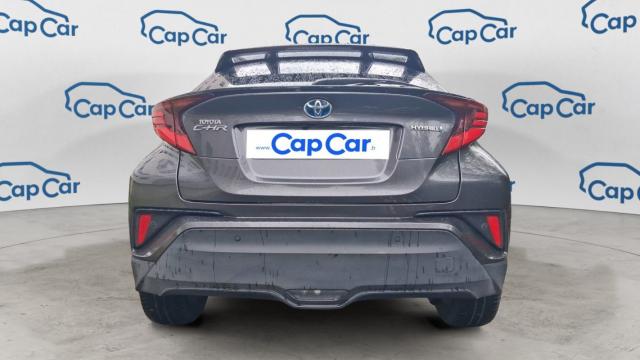 Toyota C-Hr image 6